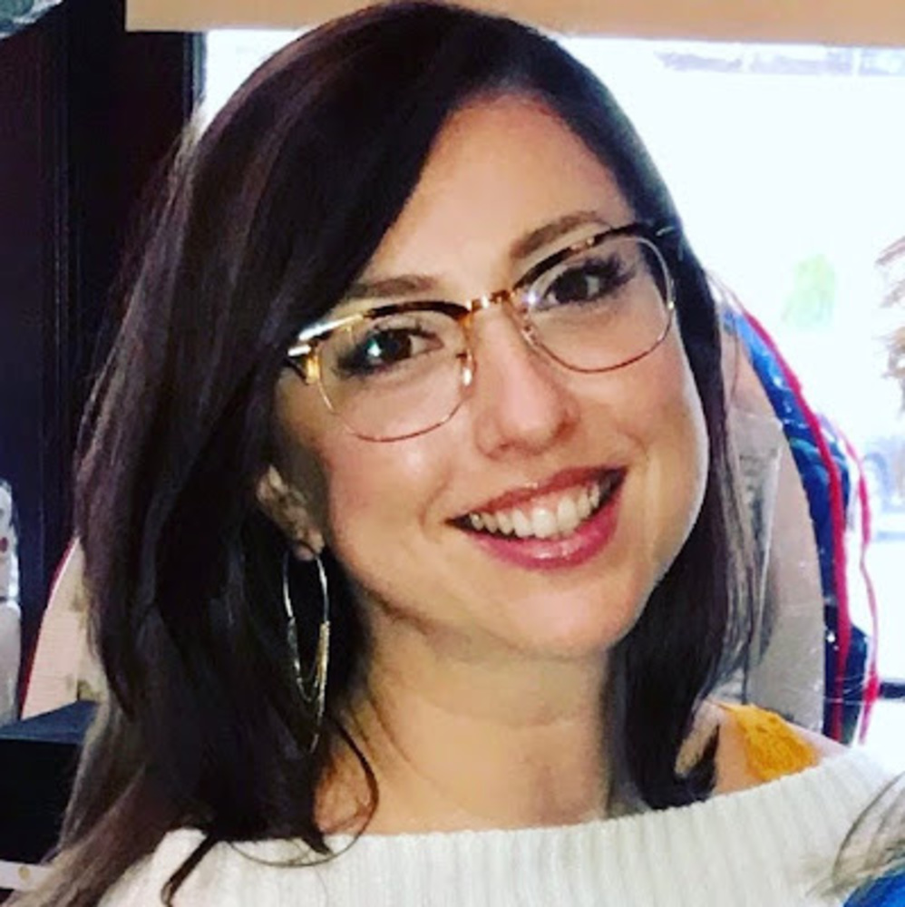 Meet your Posher, Lisa